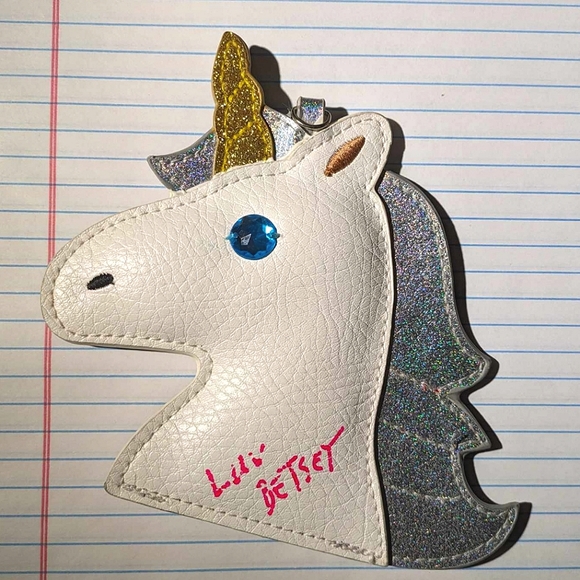 ✨️FREE with any purchase✨️ Betsey Johnson Luggage or Backpack Tag - Picture 1 of 3